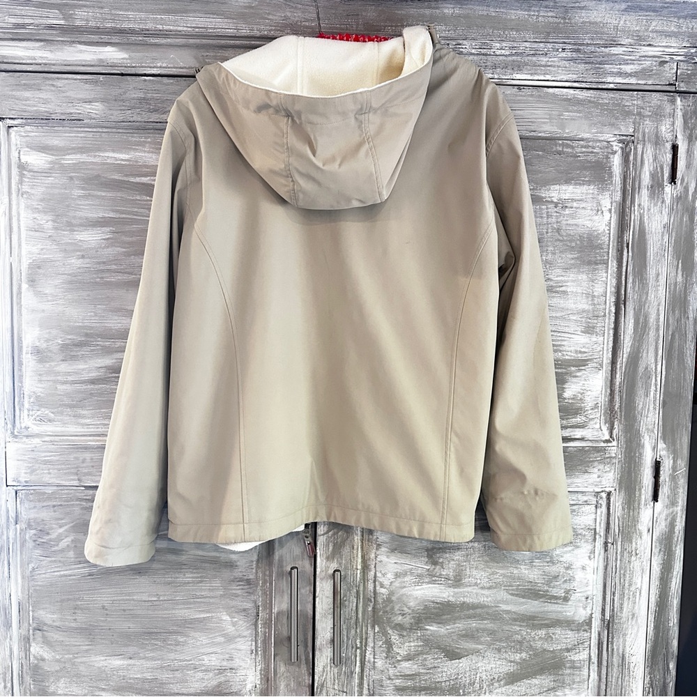 Free Country Tan Jacket. Never heard of this brand! Looked and wow REVERSAL. - Picture 5 of 6